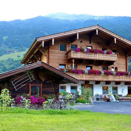 Ferienwohnung Lerchenhof Wald im Pinzgau Luaran gambar