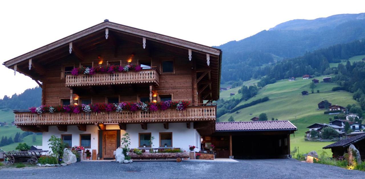 Ferienwohnung Lerchenhof Wald im Pinzgau Luaran gambar